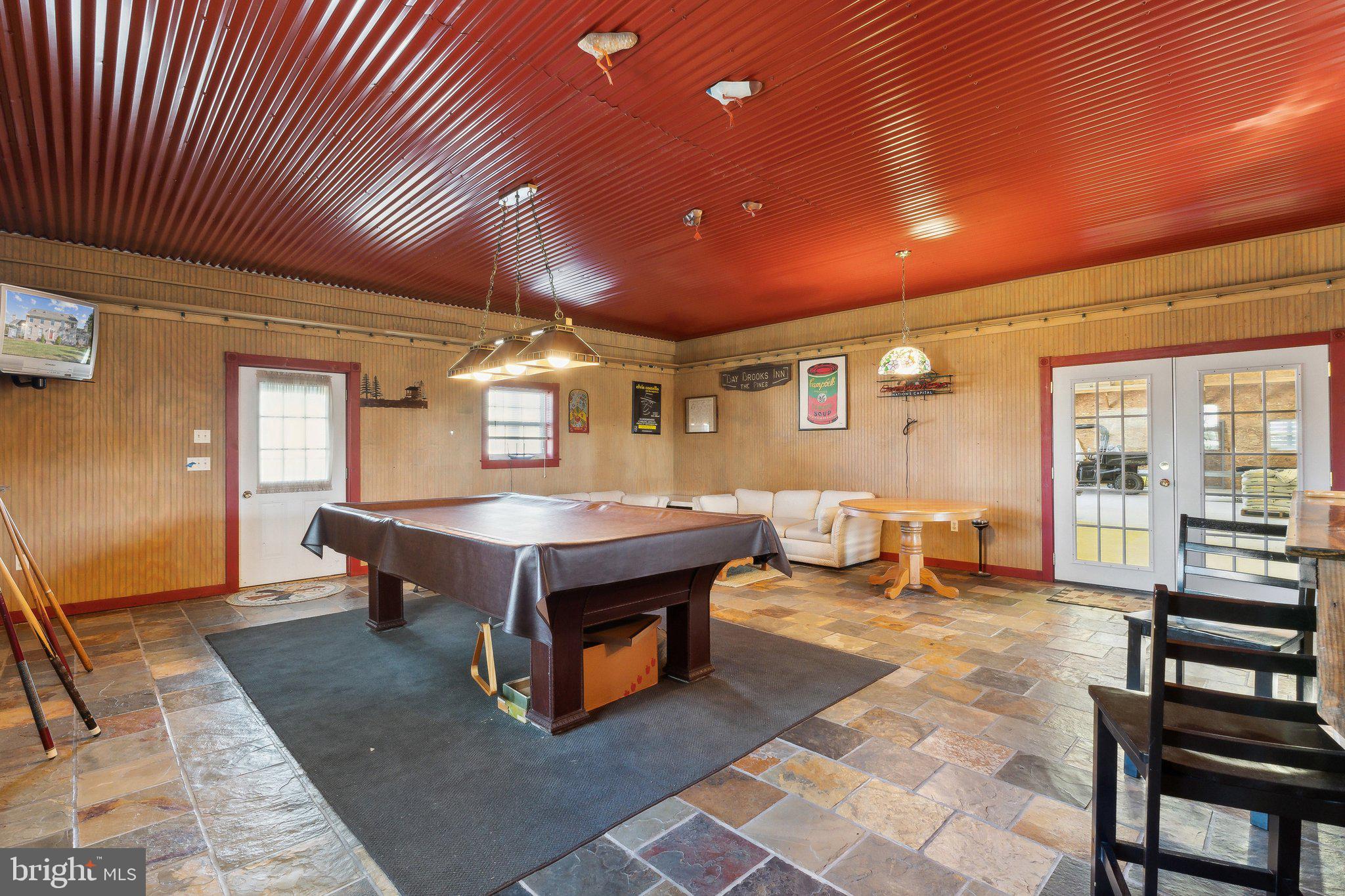 5253 RAGGED POINT ROAD