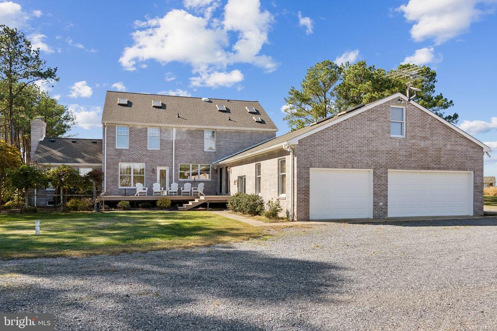 5253 RAGGED POINT ROAD