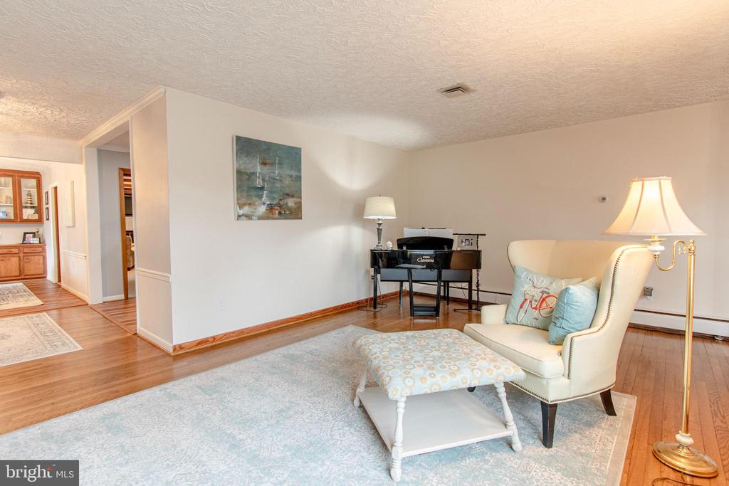 2 NANTICOKE ROAD
