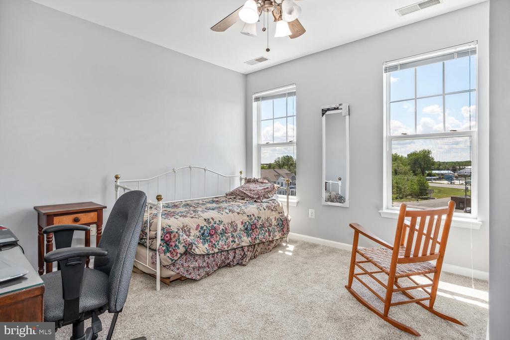 900 MARSHY COVE 411