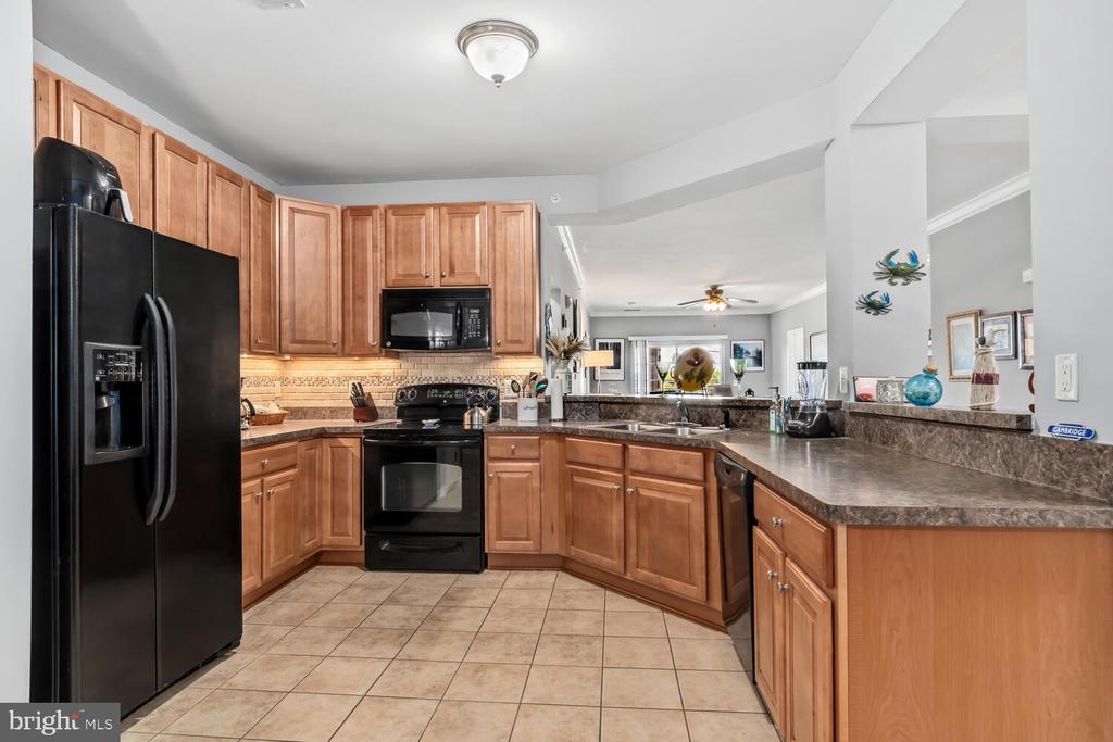 900 MARSHY COVE 411
