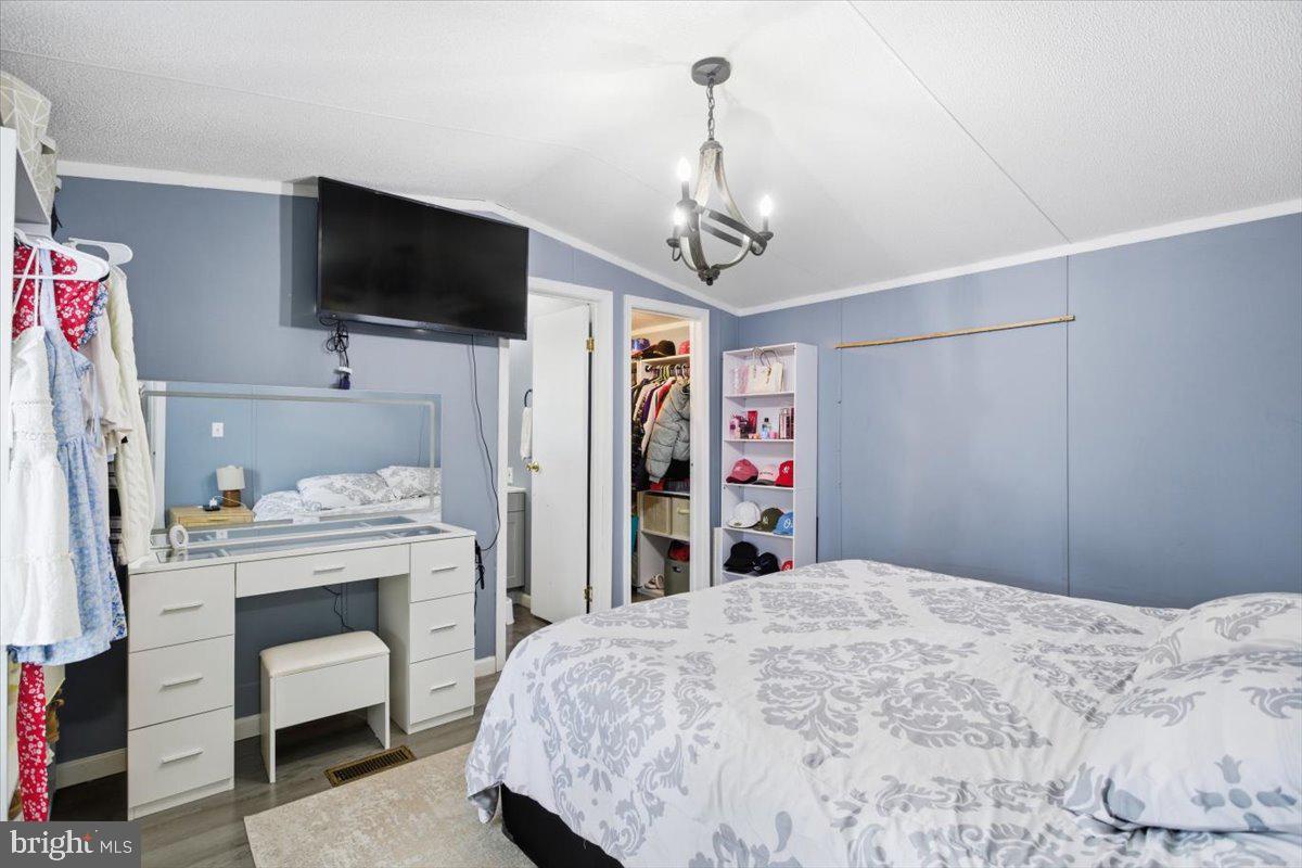 5421 SKIPJACK DRIVE N