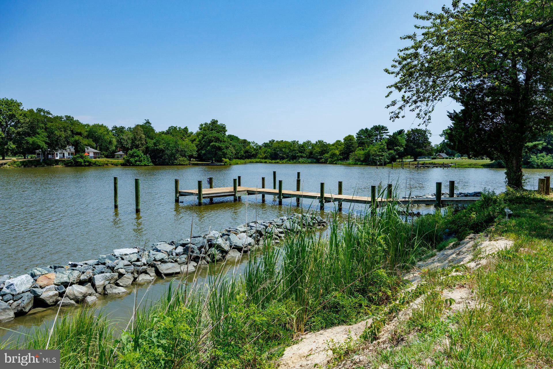 2208 HORNS POINT ROAD