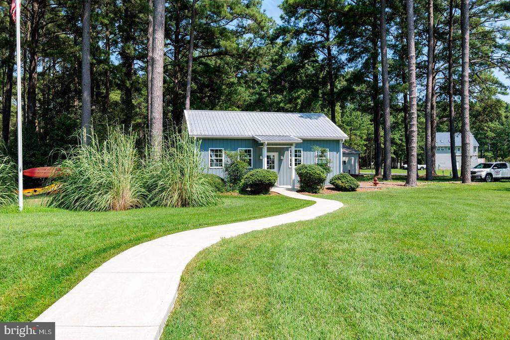 3113 BAY VIEW DRIVE