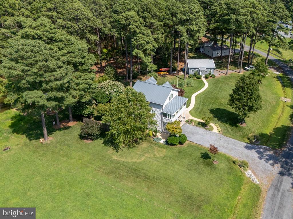 3113 BAY VIEW DRIVE