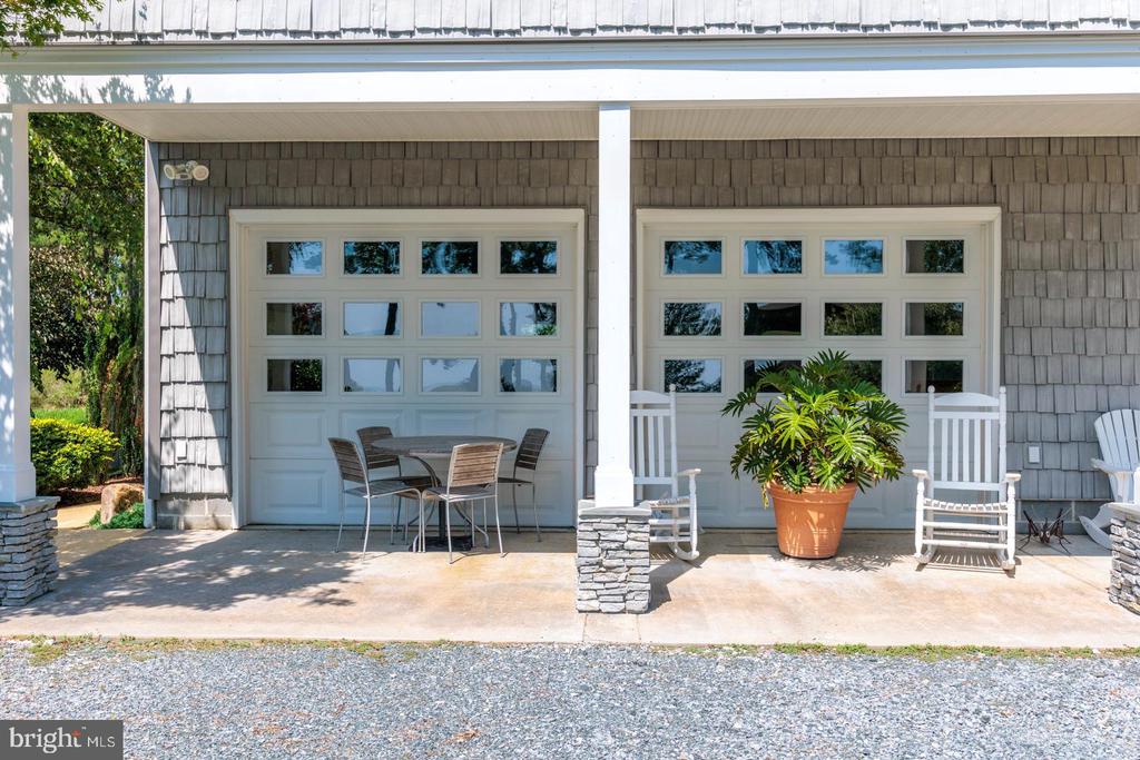 3113 BAY VIEW DRIVE