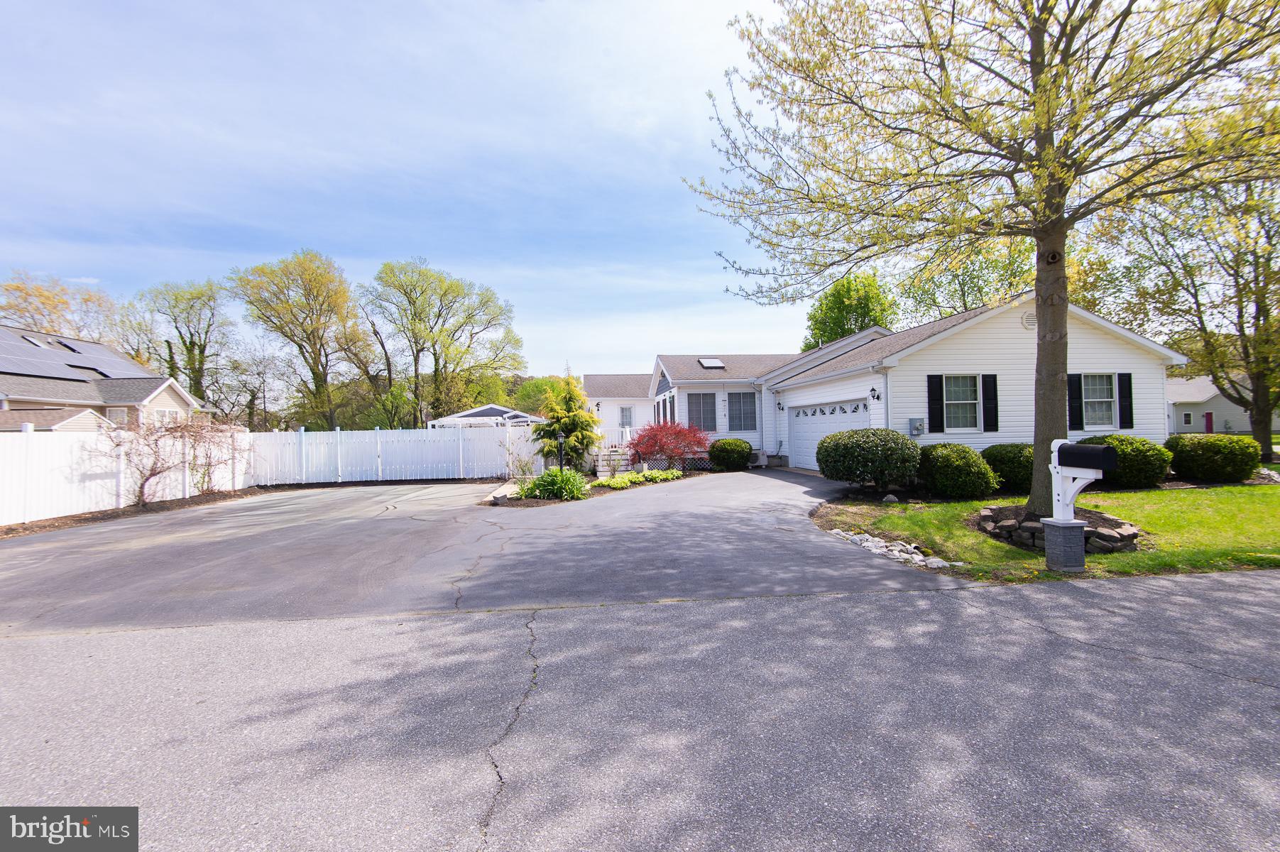 19 HOLLY TERRACE