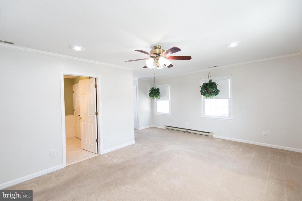 19 HOLLY TERRACE