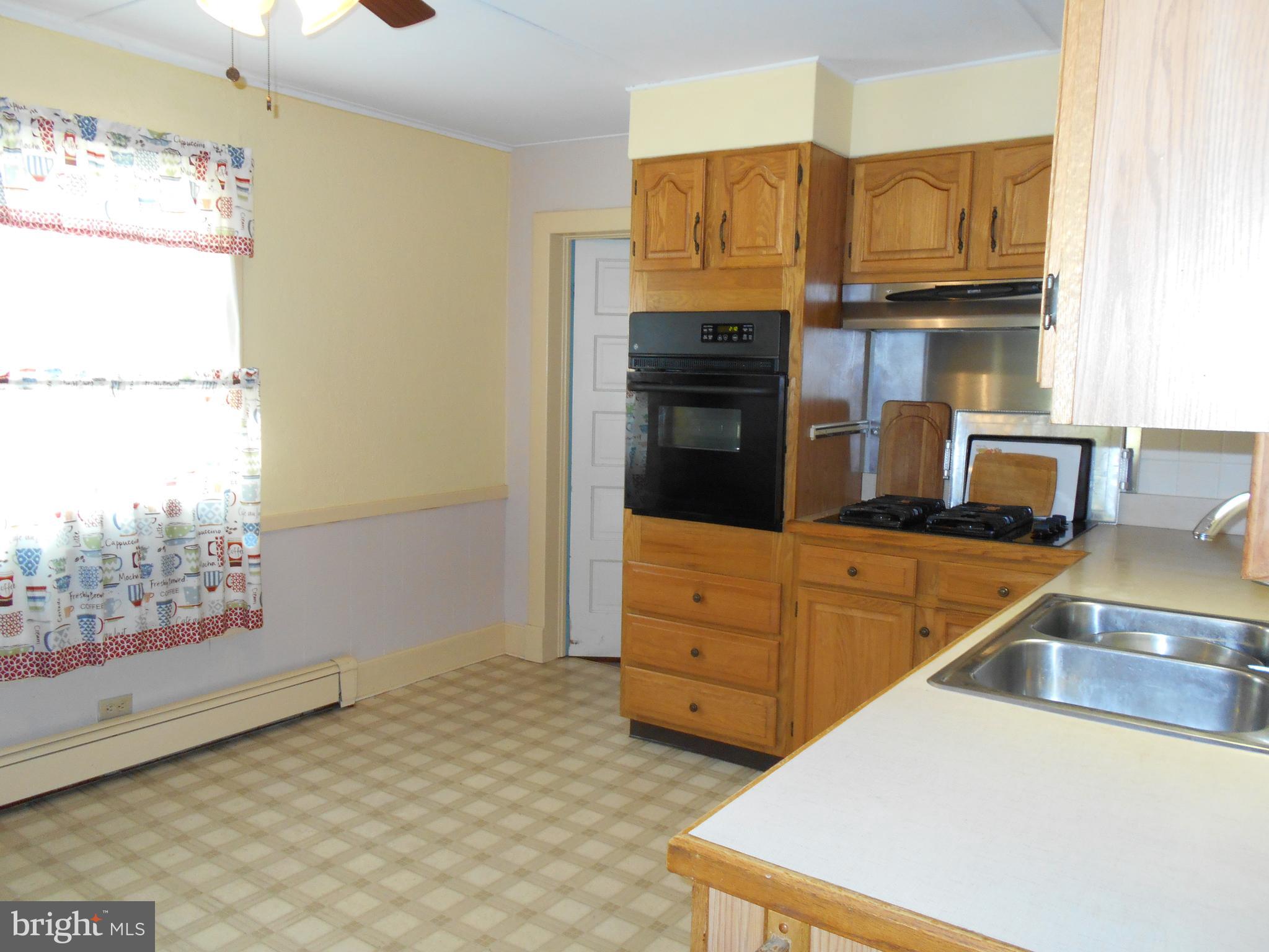 5841 HUDSON WHARF ROAD