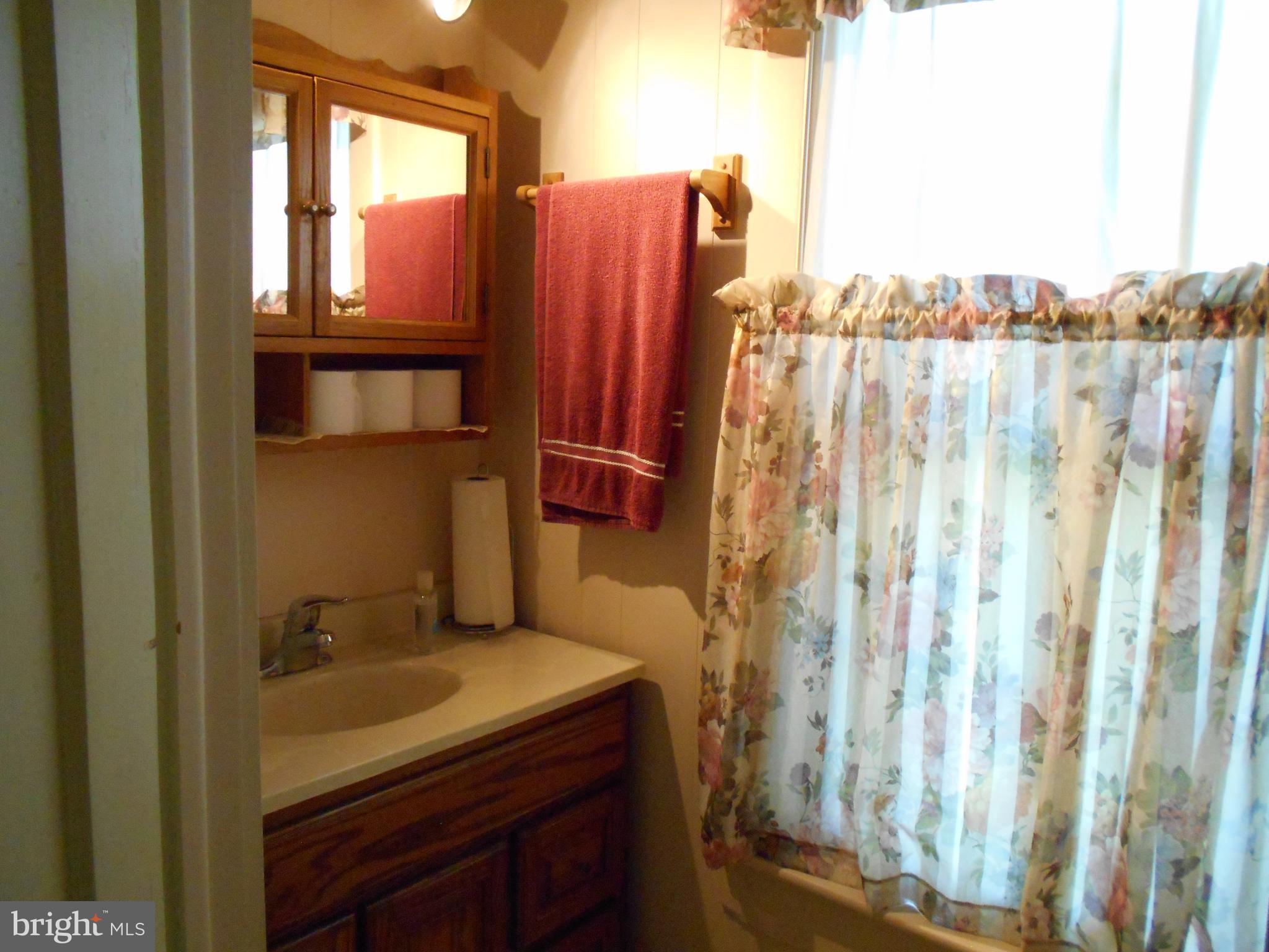 5841 HUDSON WHARF ROAD