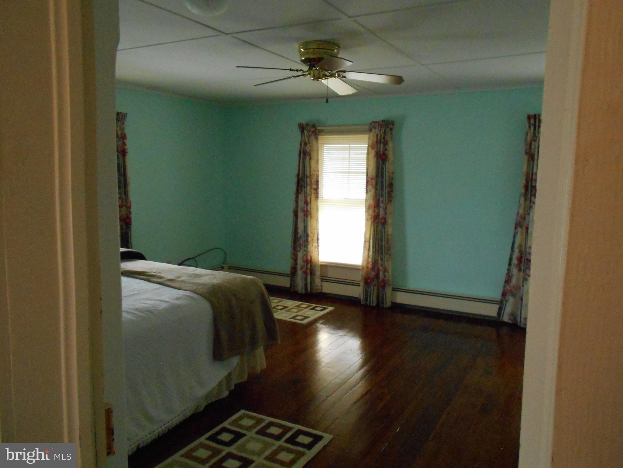 5841 HUDSON WHARF ROAD