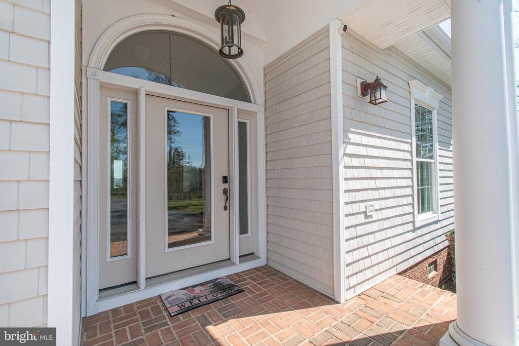 5227 BROOKS ROAD