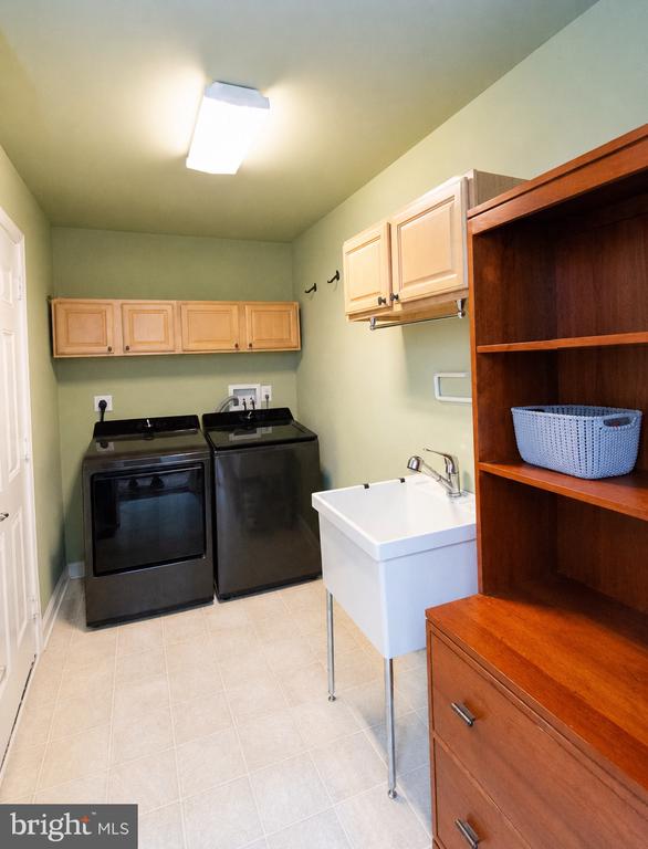 119 REGULATOR DRIVE N