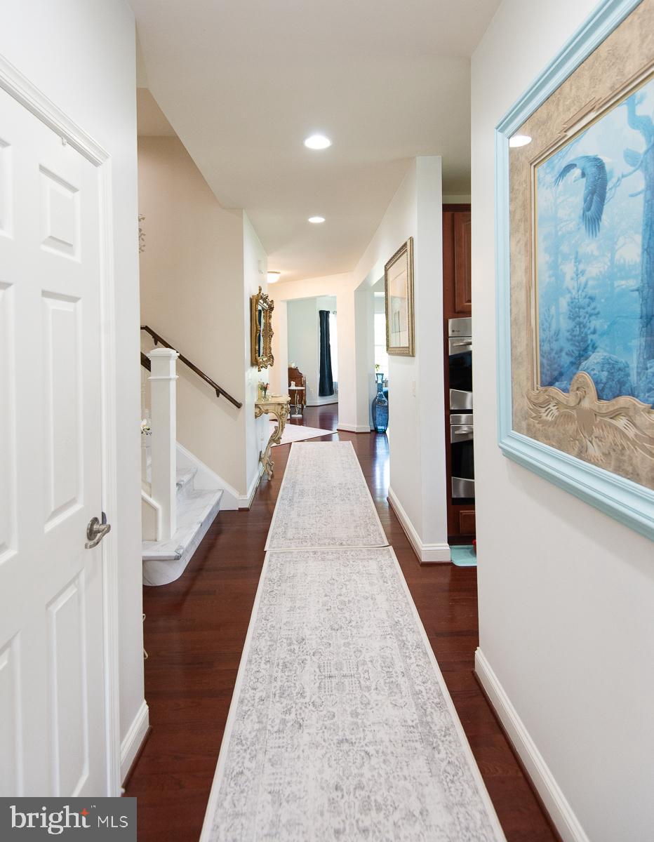 119 REGULATOR DRIVE N