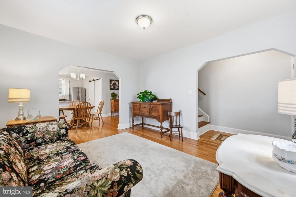 207 CRUSADER ROAD