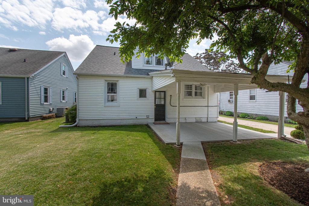 207 CRUSADER ROAD