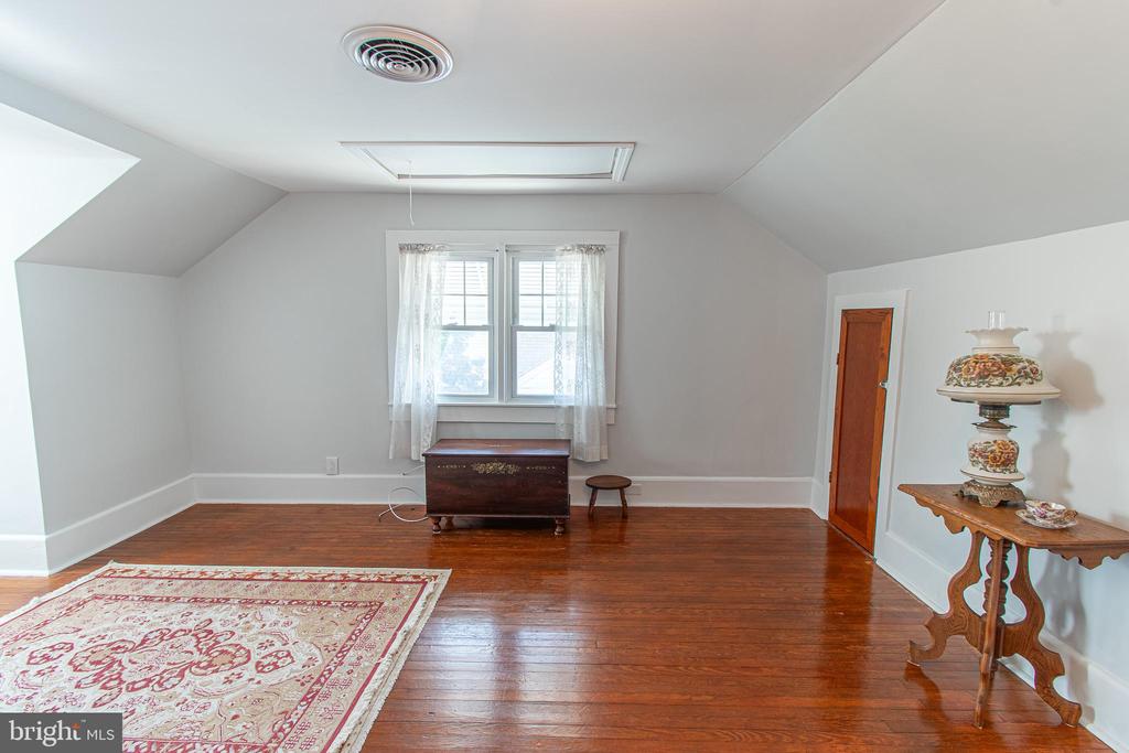207 CRUSADER ROAD