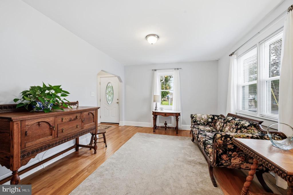 207 CRUSADER ROAD