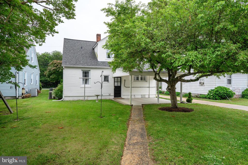 207 CRUSADER ROAD