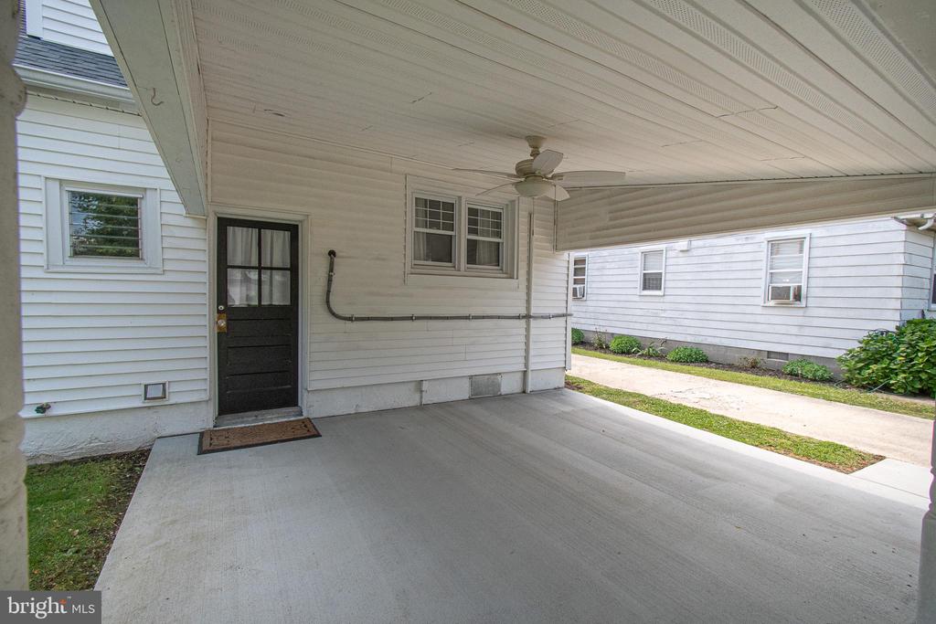 207 CRUSADER ROAD