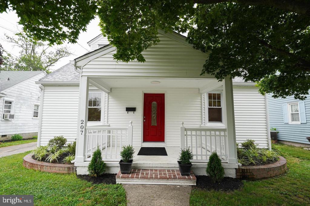 207 CRUSADER ROAD