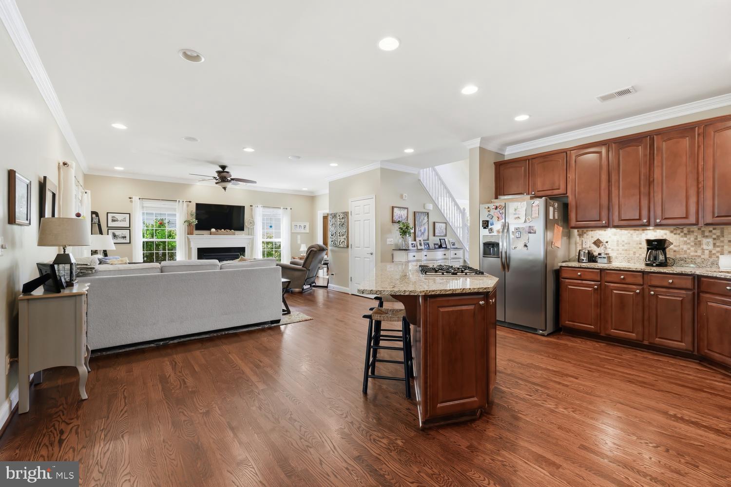 126 REGULATOR DRIVE N