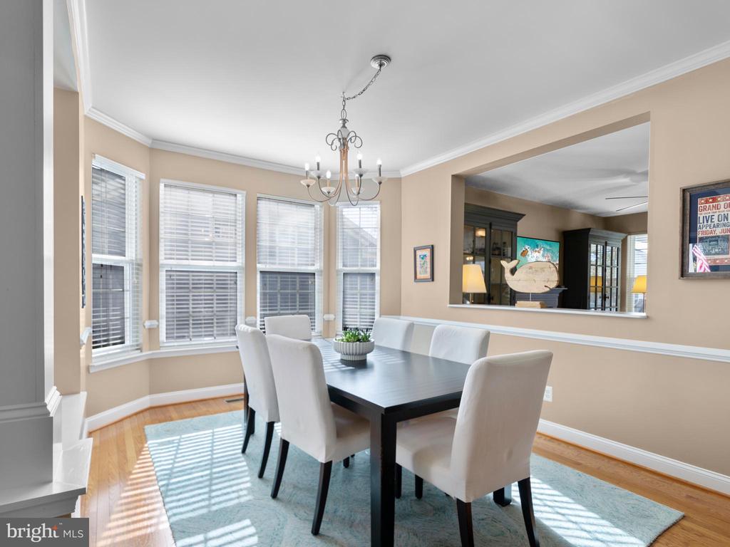 127 REGULATOR DRIVE N