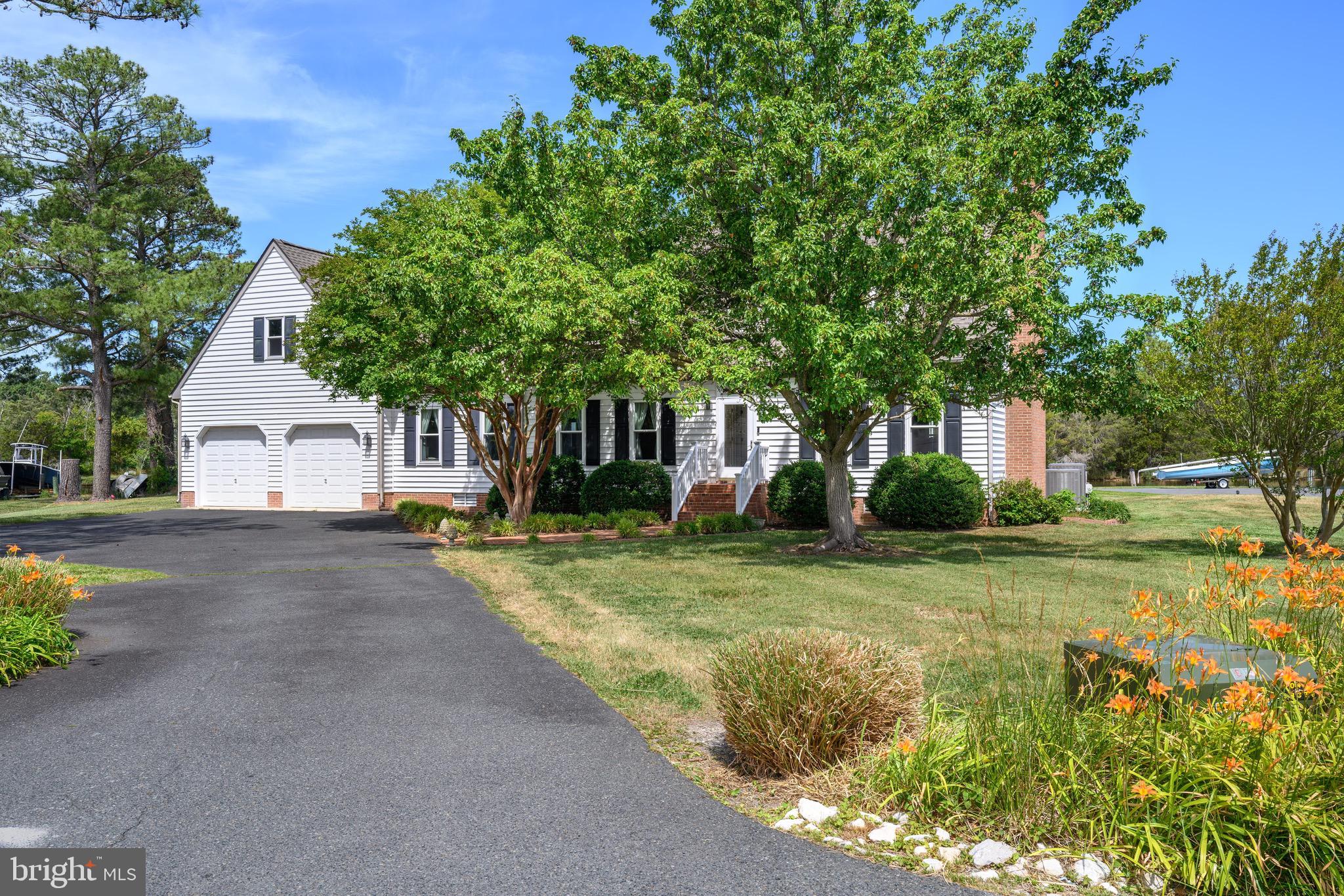 4712 STEAMBOAT ROAD