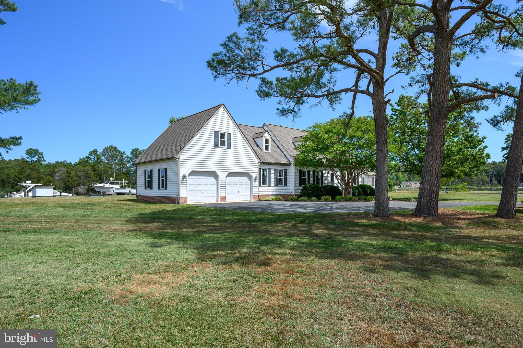 4712 STEAMBOAT ROAD