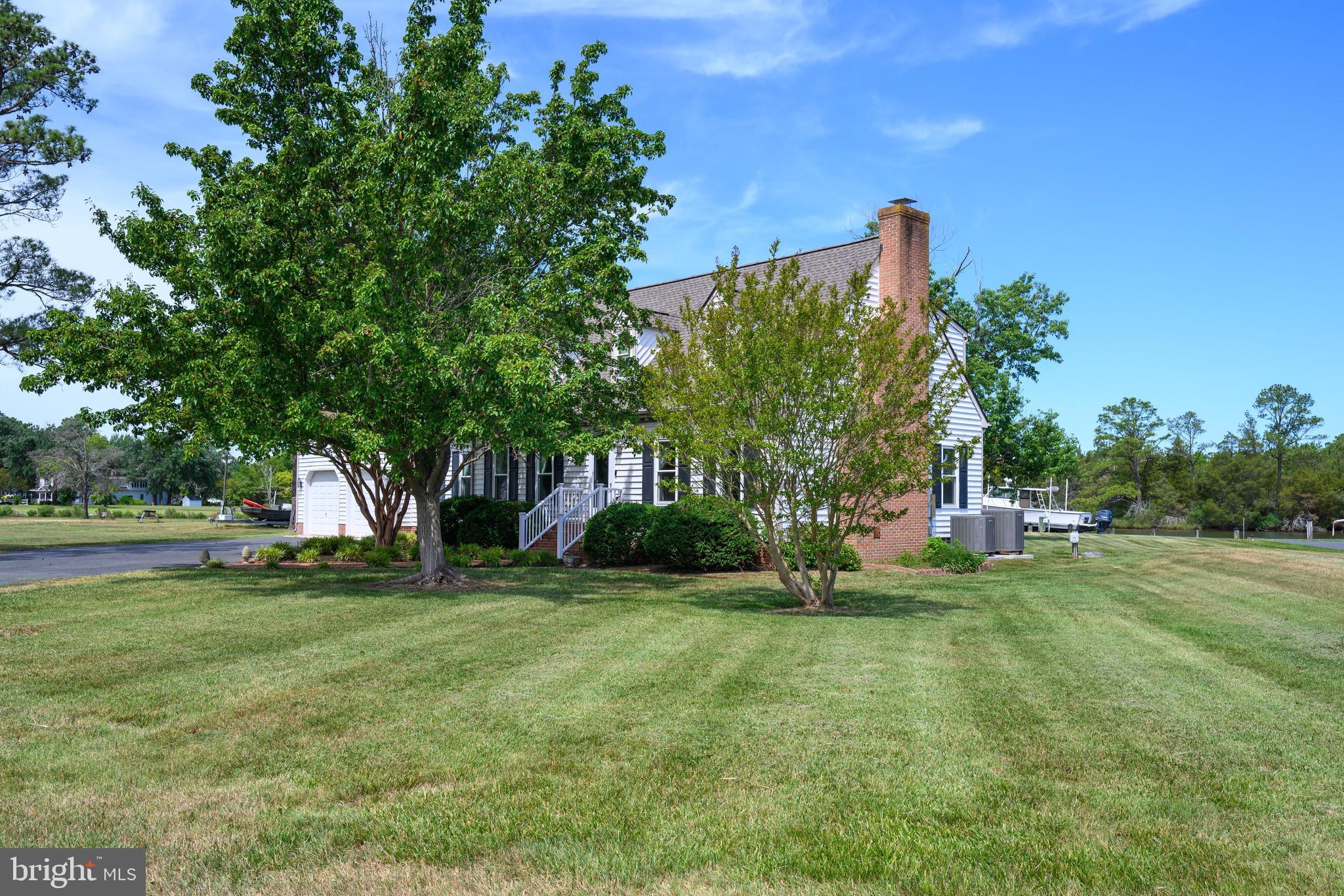 4712 STEAMBOAT ROAD