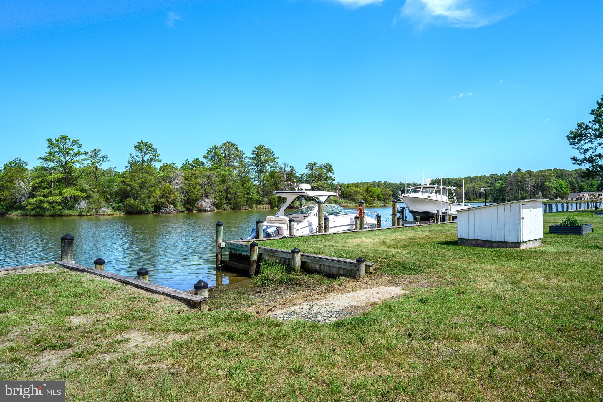 4712 STEAMBOAT ROAD