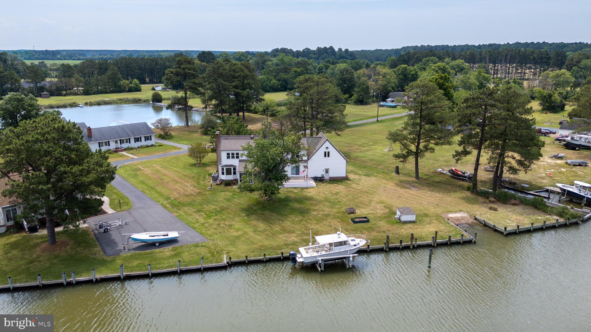 4712 STEAMBOAT ROAD
