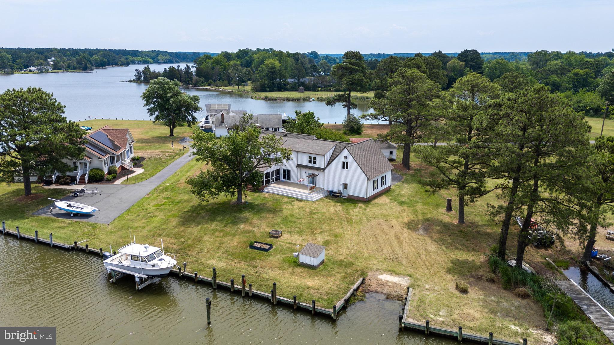 4712 STEAMBOAT ROAD