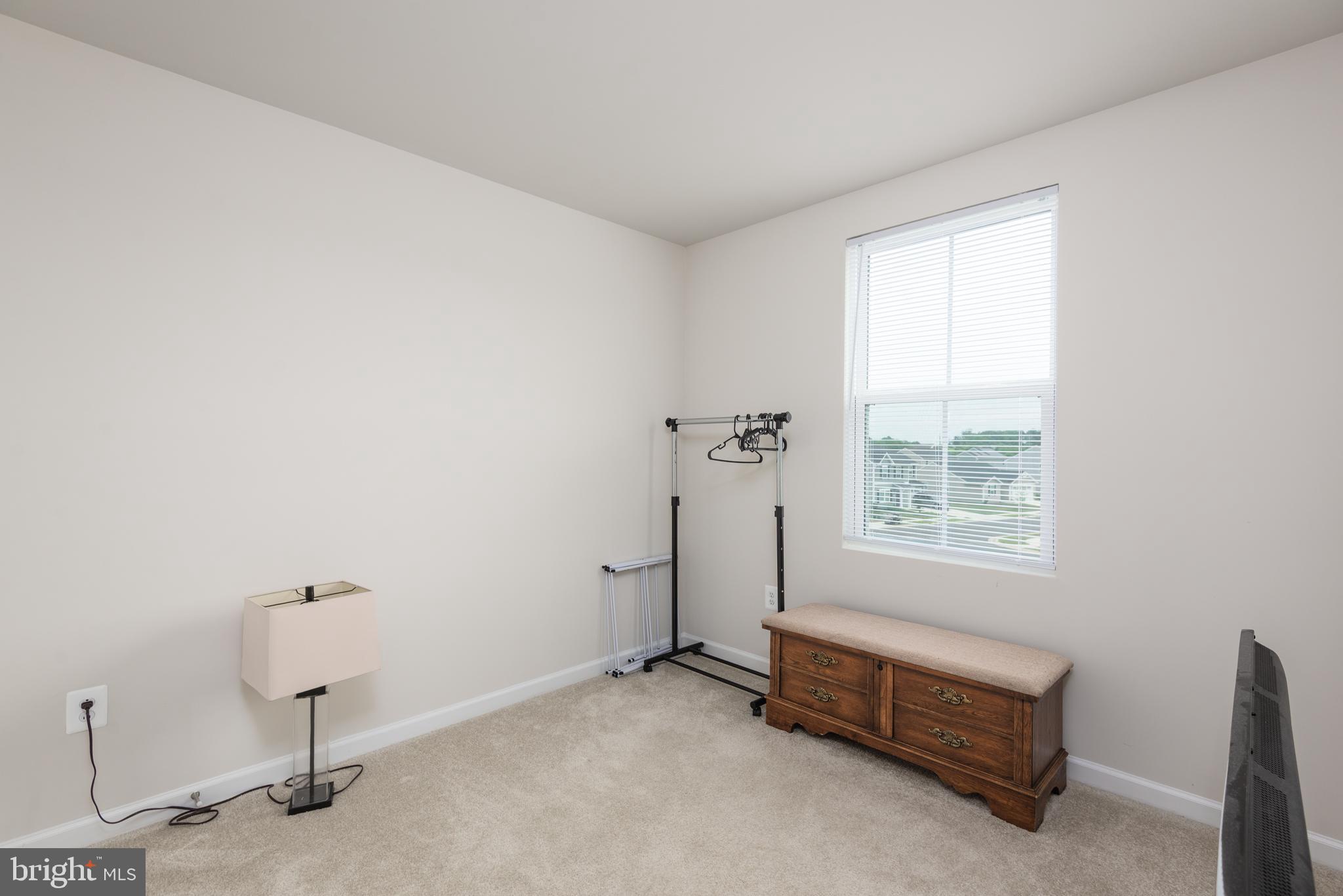 311 YELLOW BILL LN