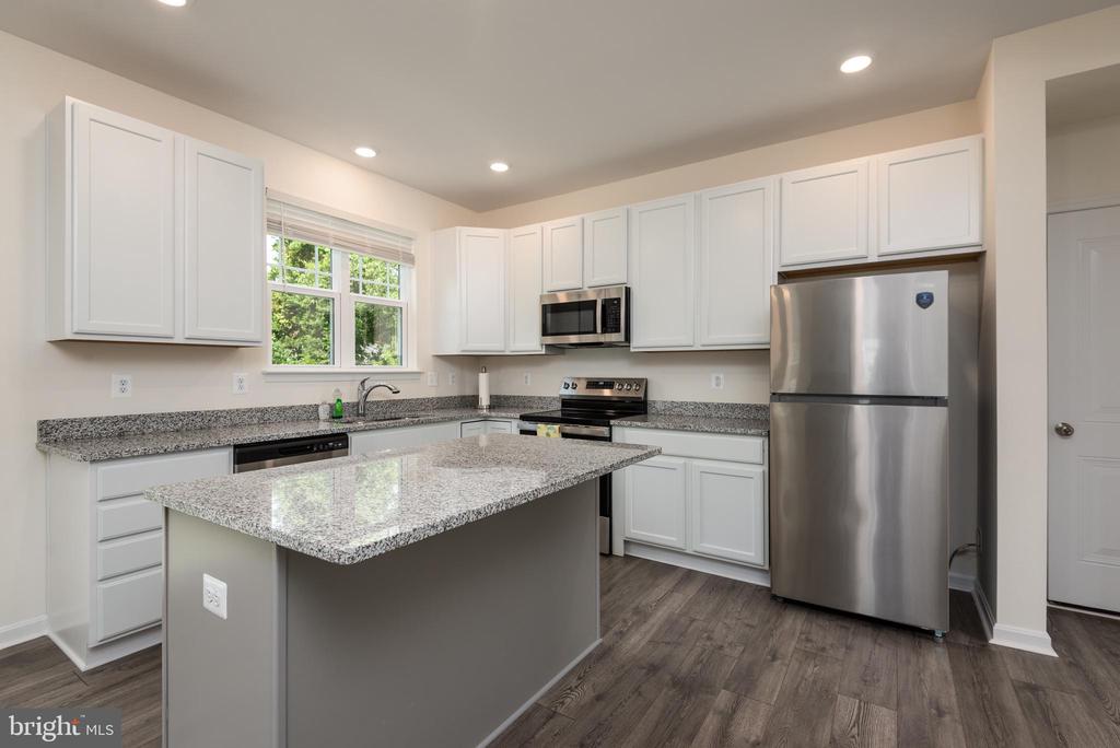 178 REGULATOR DRIVE N