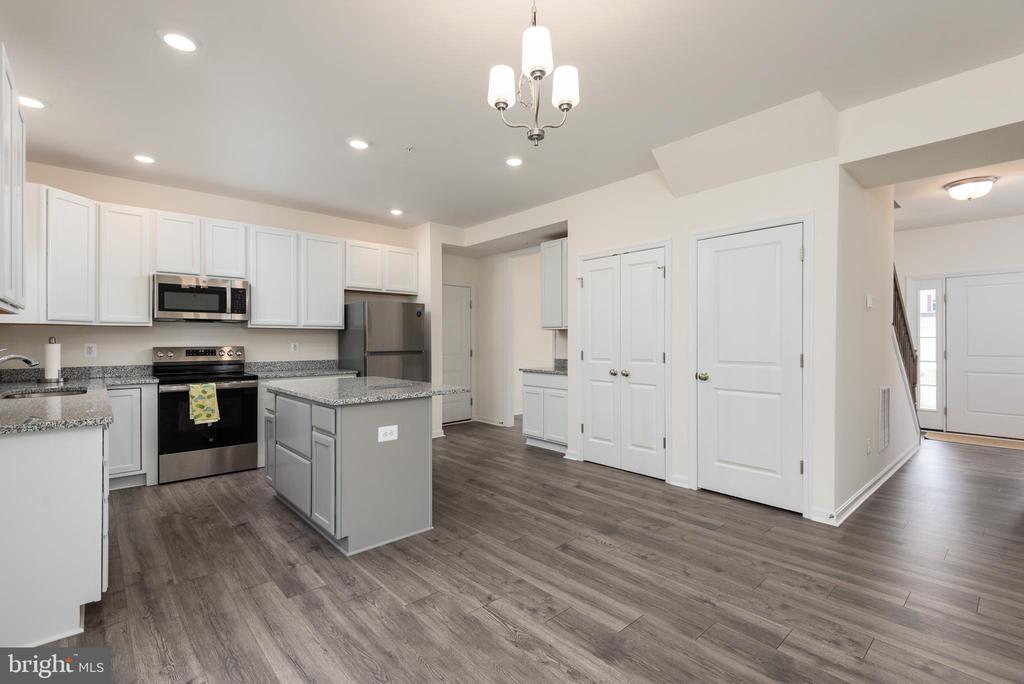 178 REGULATOR DRIVE N