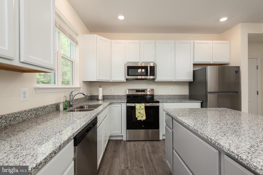 178 REGULATOR DRIVE N