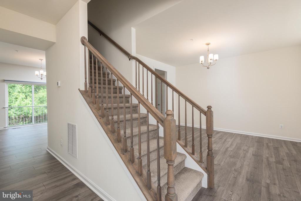 178 REGULATOR DRIVE N