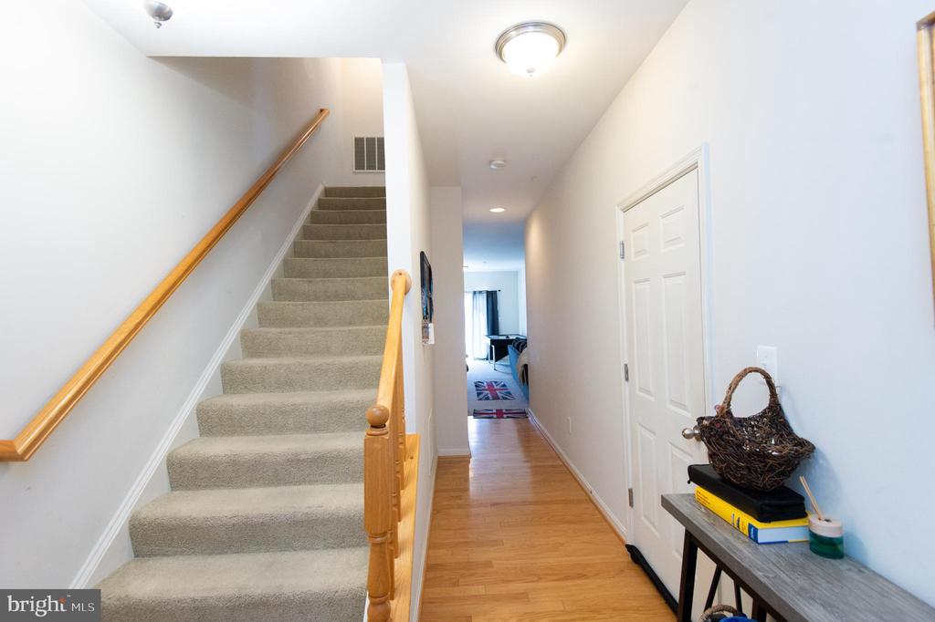 329 SHIPYARD DRIVE Unit: 73