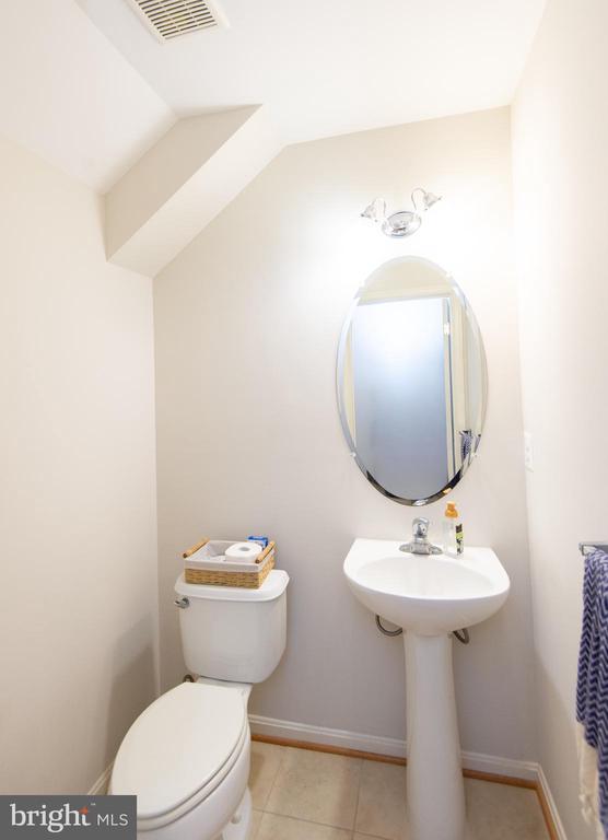329 SHIPYARD DRIVE Unit: 73