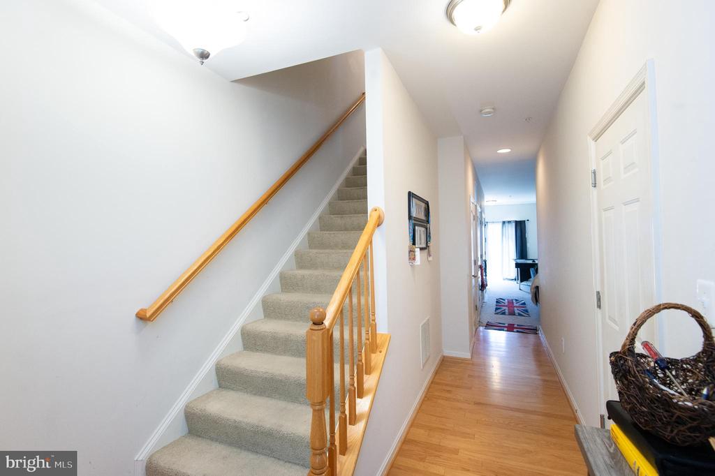 329 SHIPYARD DRIVE Unit: 73
