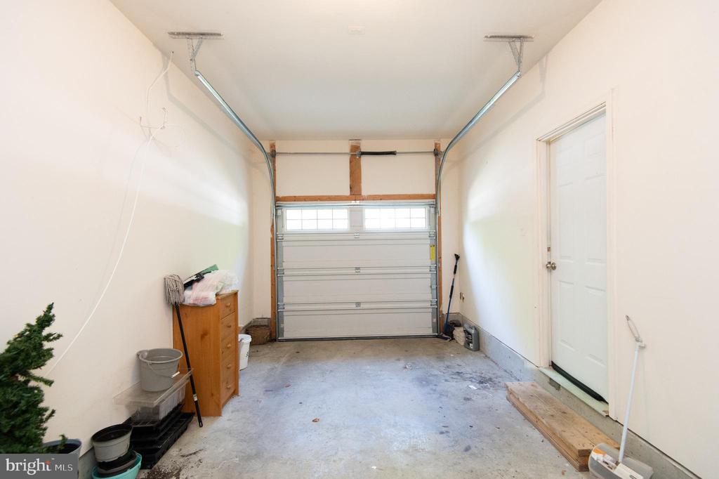 329 SHIPYARD DRIVE Unit: 73