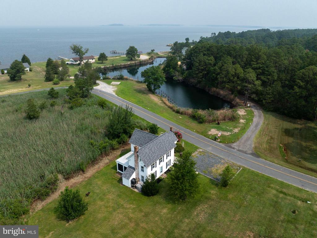 911 SUSQUEHANNA ROAD