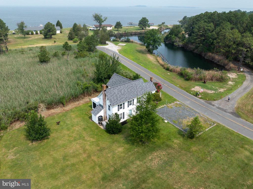 911 SUSQUEHANNA ROAD