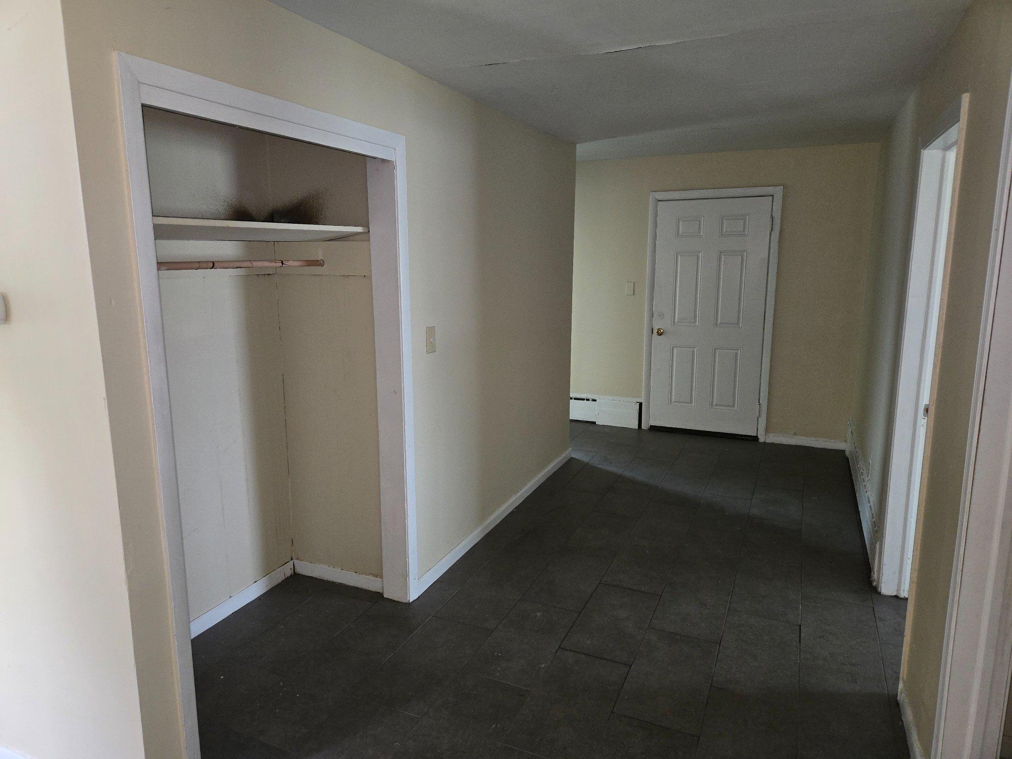 2906 CENTRAL ROAD
