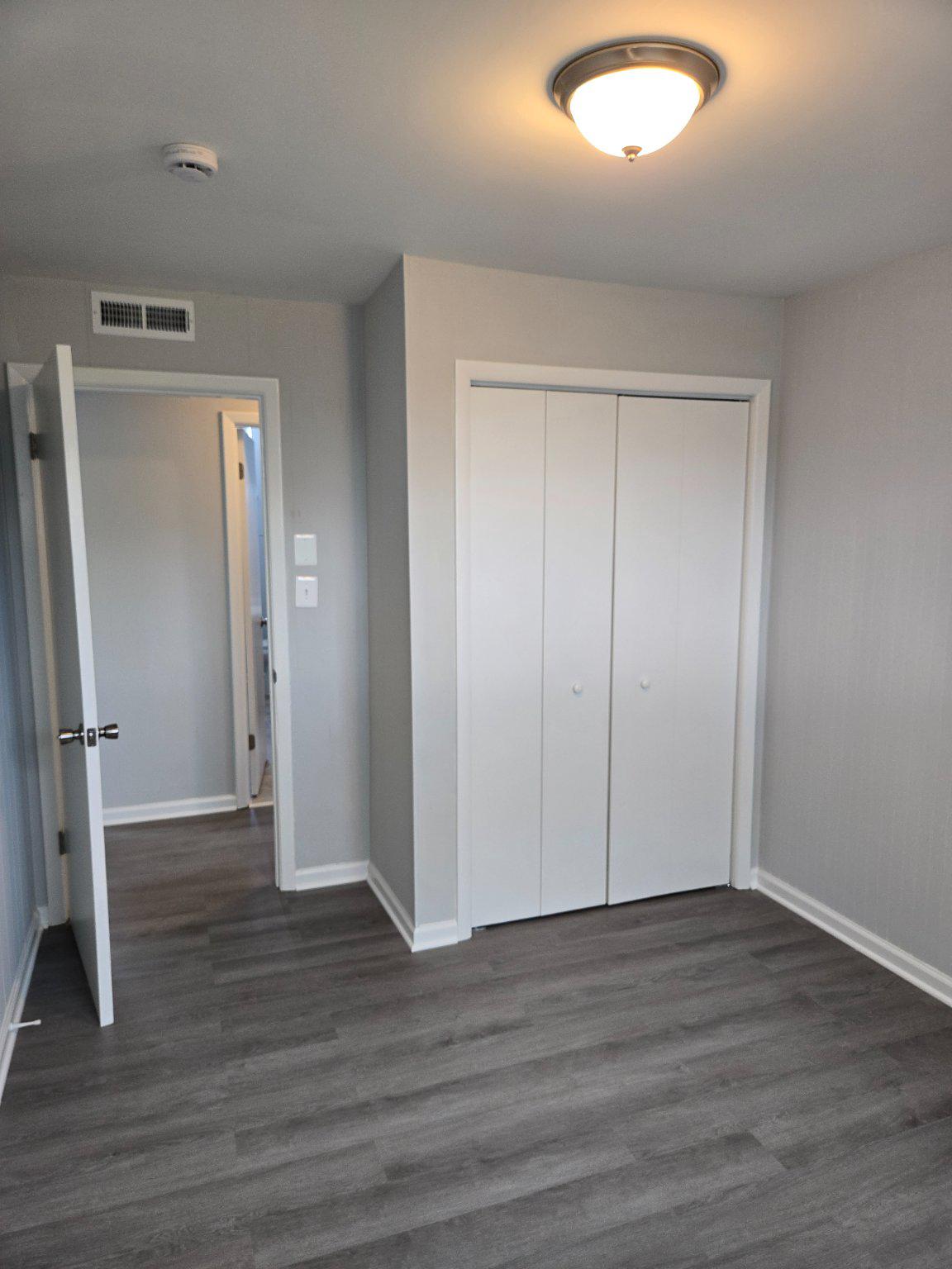 2906 CENTRAL ROAD