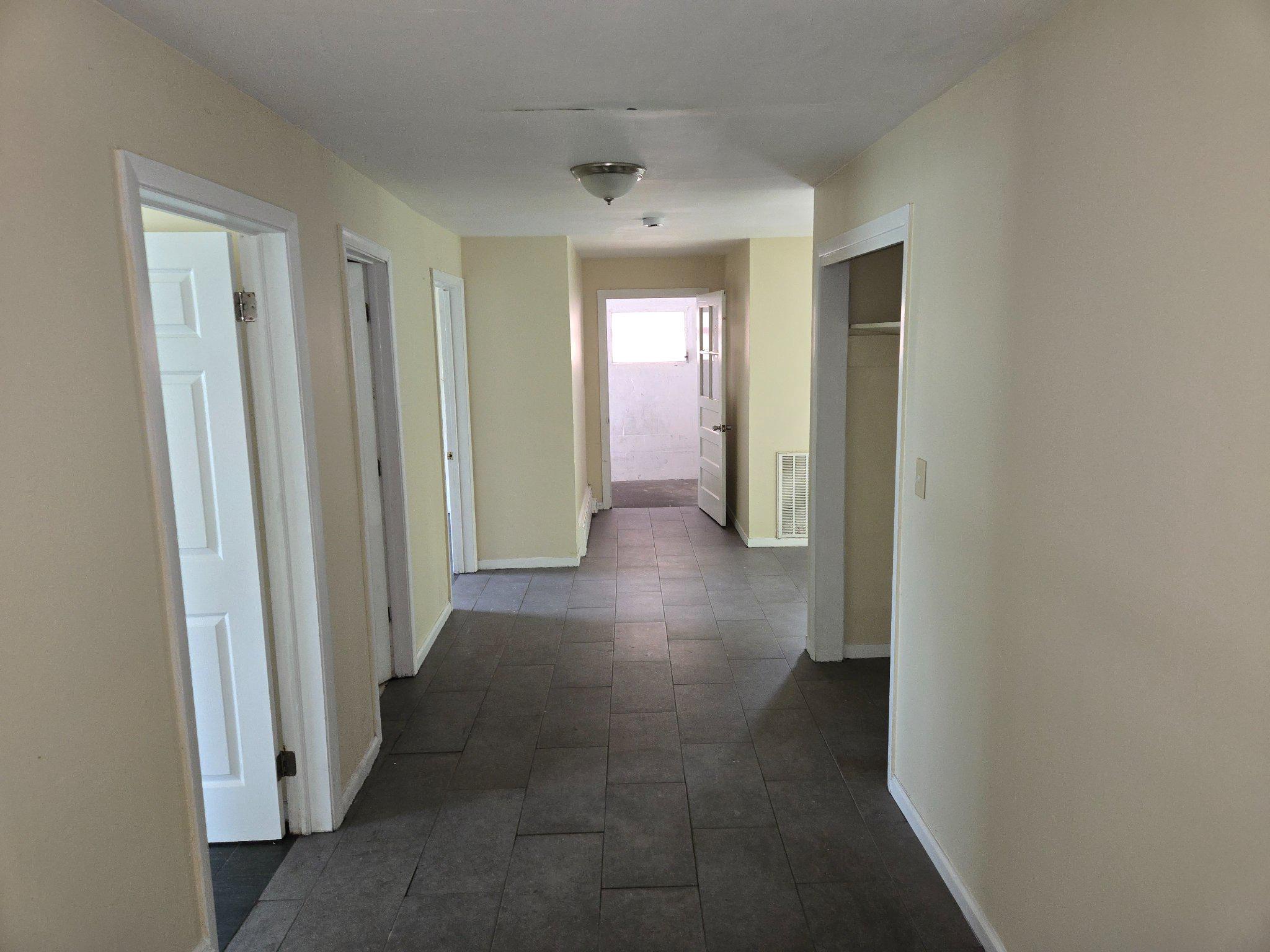 2906 CENTRAL ROAD