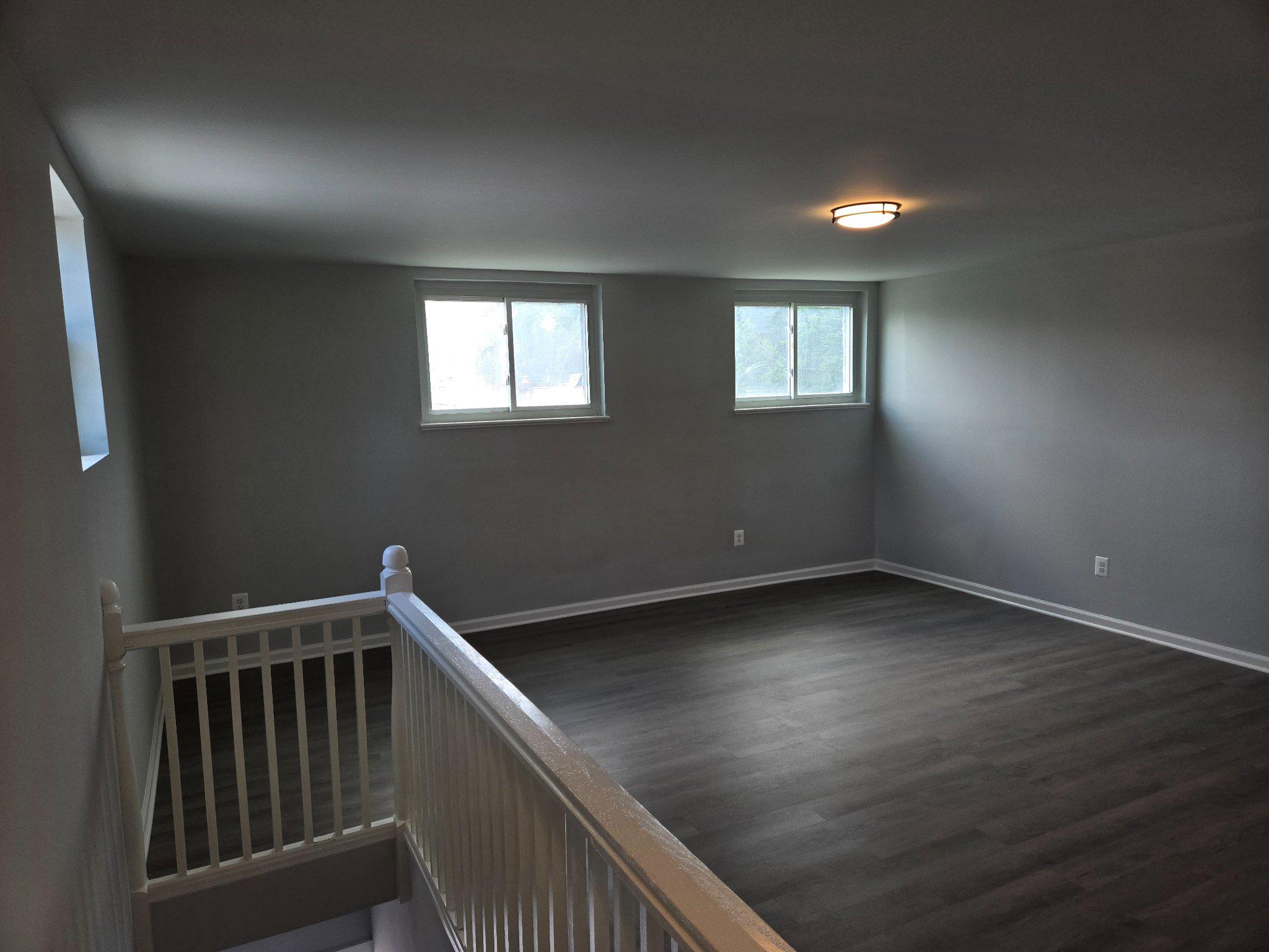 2906 CENTRAL ROAD