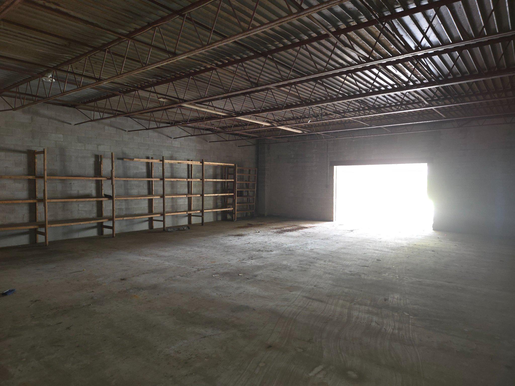2906 CENTRAL ROAD
