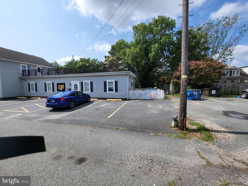 203, 504 , 509 SUNBURST HIGHWAY Unit: 203,504,509